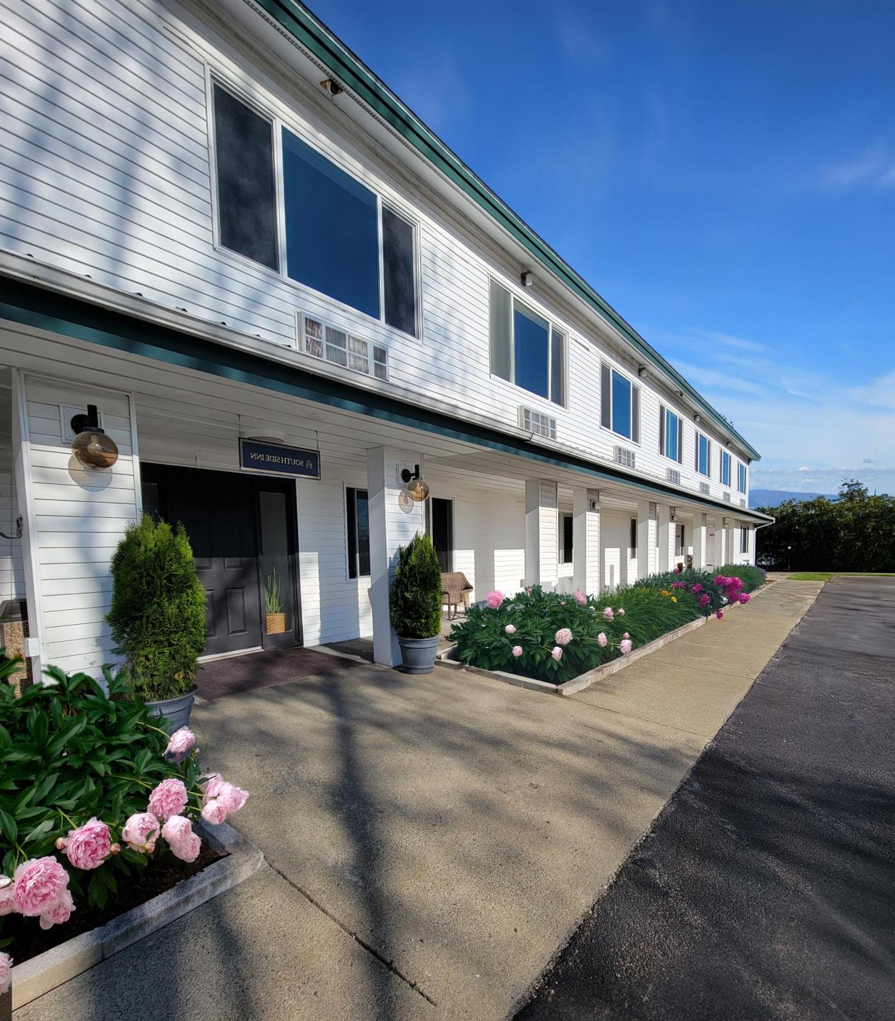 South Side Inn - Burlington Eksteriør billede